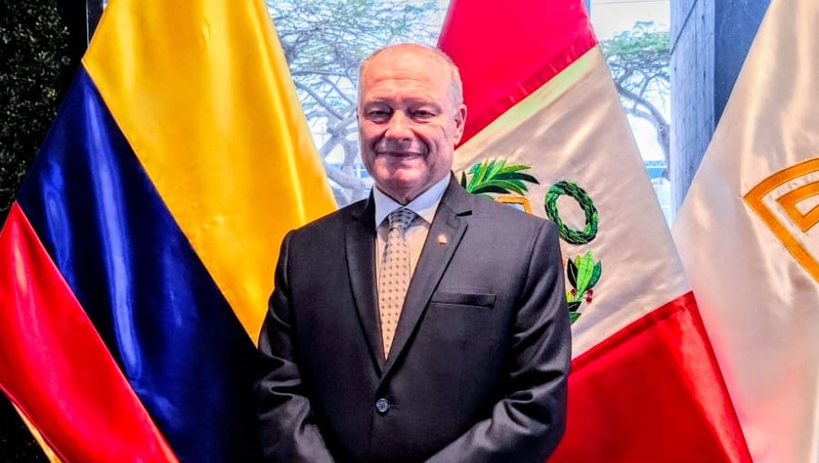 8f81ac8c-80dd-4b26-8b3e-9b4f74205103
