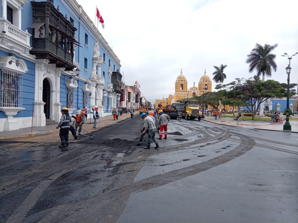 MPT termina trabajos de mejoramiento vial en el jirón Independencia